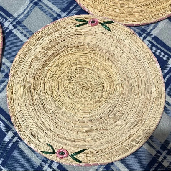 vintage woven straw coasters and placemats set - Picture 6 of 9